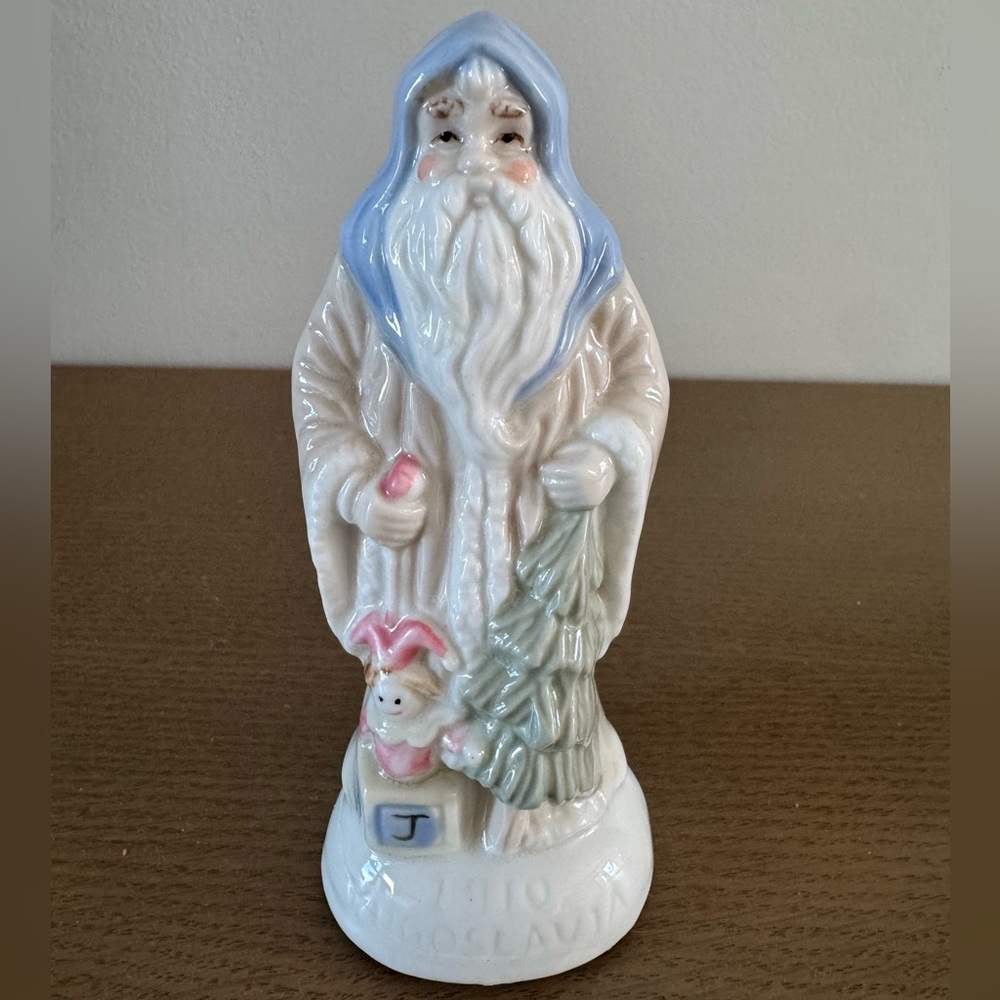 Charming Santa Around The World Ceramic Figurine Collection - Blue and Cream - Picture 7 of 10